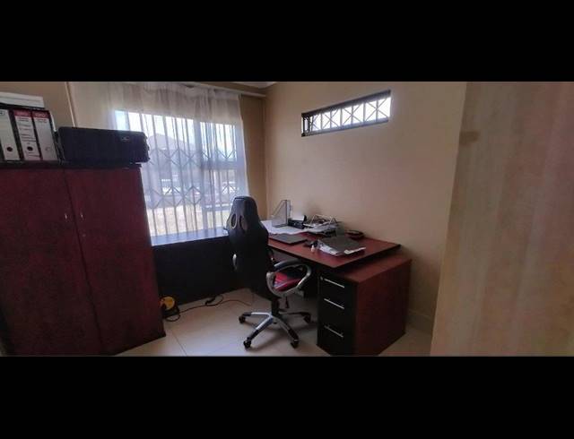 3 BEDROOM DUPLEX FOR SALE IN SHELLYVALE